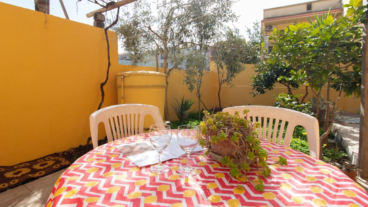 Yellow House-Villetta Con Giardino 오리스타노 외부 사진